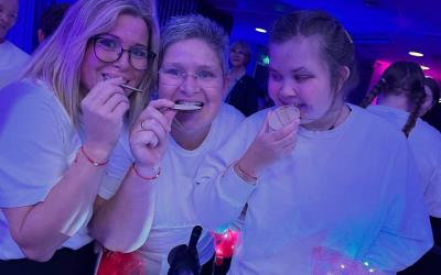 Lenkje til artikkel: Prisdryss til dansegrupper frå Øygarden