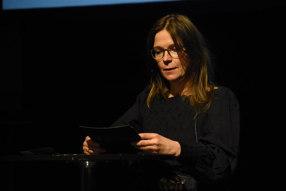 Trude Storheim - Klikk for stort bilete