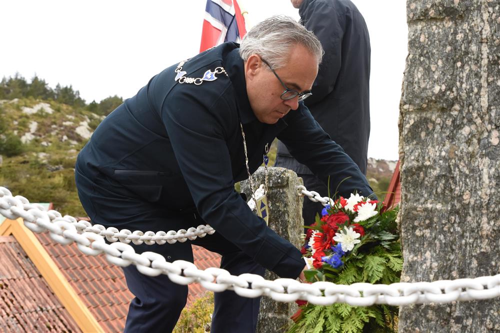 Tom Georg Indrevik - Klikk for stort bilete