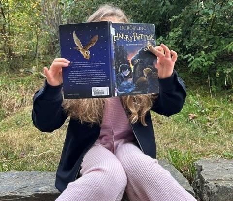 Elev les bok - Klikk for stort bilete