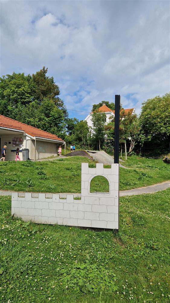 Klokkarvik barnehage - Klikk for stort bilete