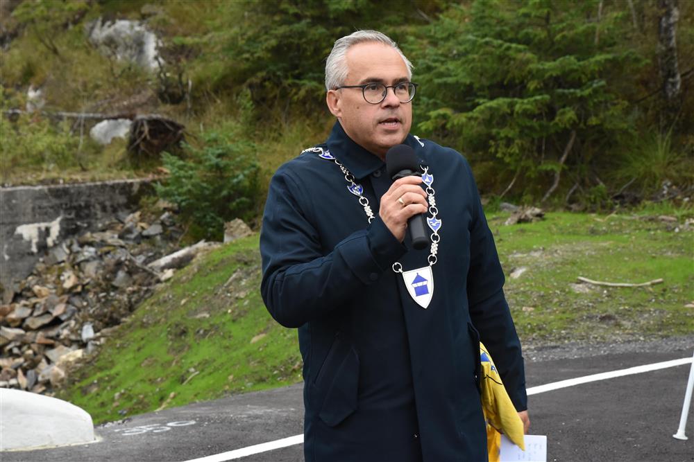 Tom Georg Indrevik - Klikk for stort bilete