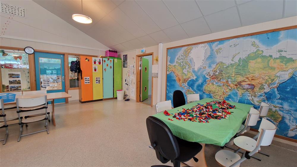 Klokkarvik barnehage - Klikk for stort bilete