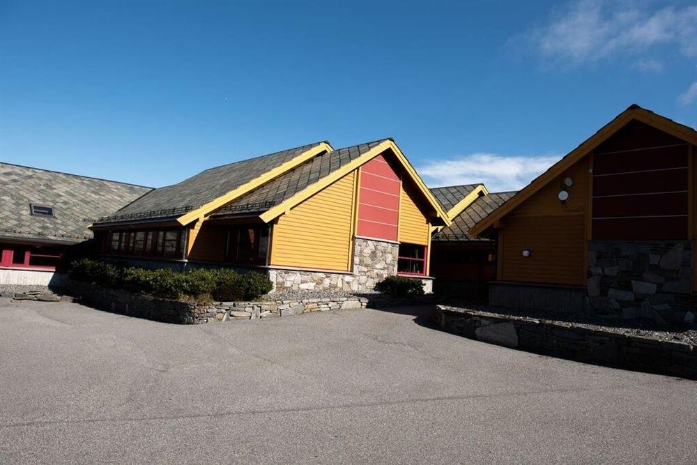 Øygarden ungdomsskule - Klikk for stort bilete