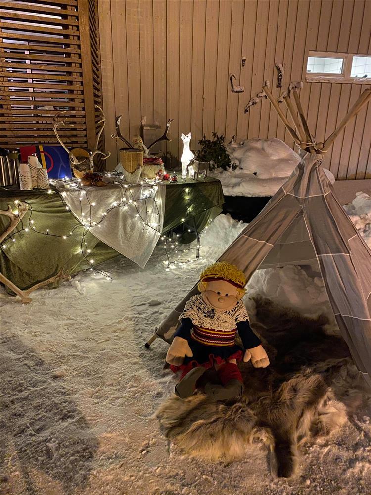 Markering av samedagen i Knappskog barnehage - Klikk for stort bilete