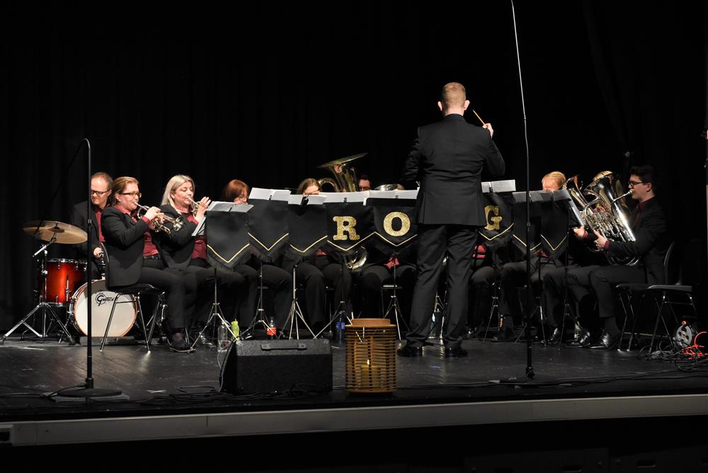 Rong Brass - Klikk for stort bilete