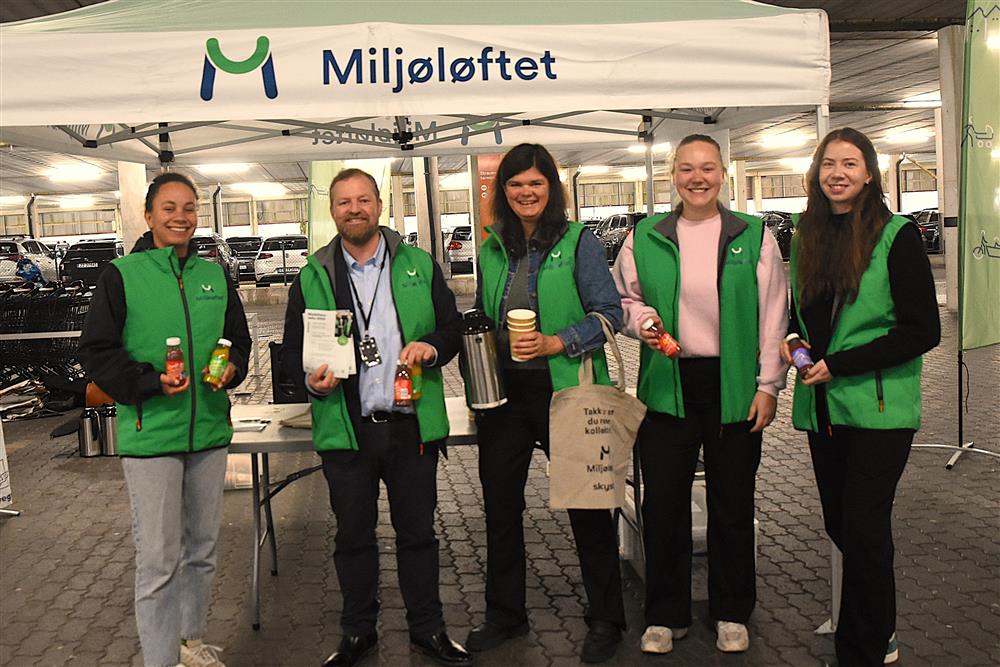 Frå venstre; Kristina Vikesund (Miljøløftet), Børge Haugetun, Unni Sørensen, Alvi Helland (Bergen Live) og Mia Shrøder (Bergen Live). - Klikk for stort bilete