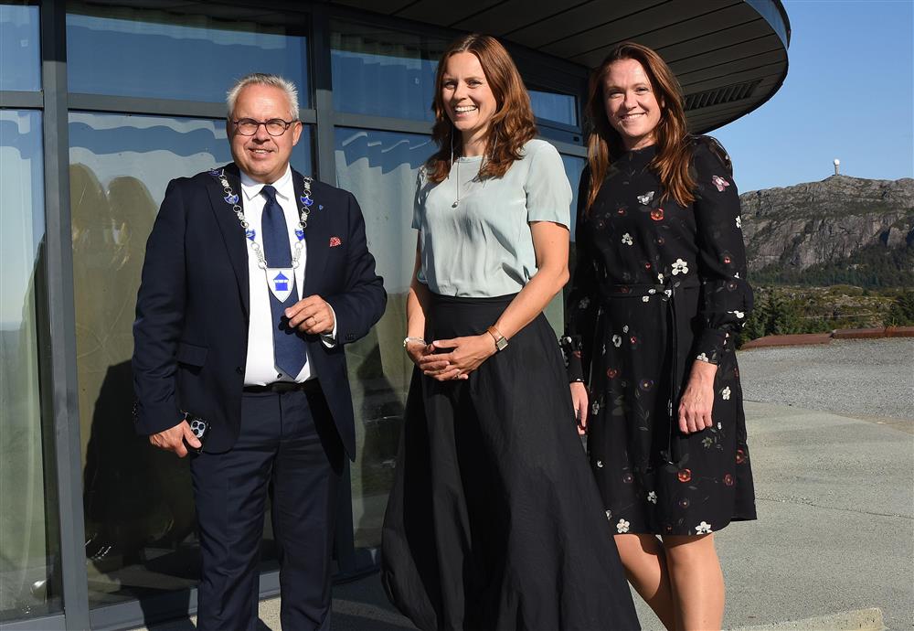 Tom Georg Indrevik, Aase Marthe Horrigmo og Helene Frihammer - Klikk for stort bilete