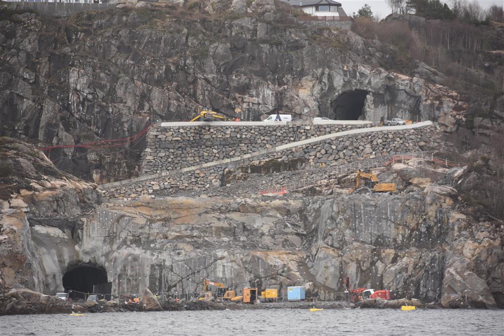 Frå Drotningsvik - Klikk for stort bilete