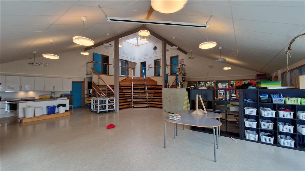 Klokkarvik barnehage - Klikk for stort bilete