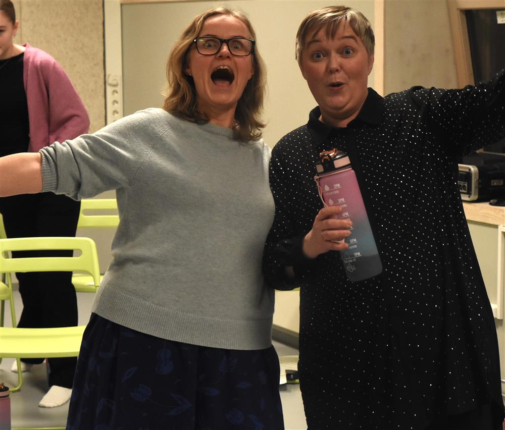 Åshild Eriksen og Elin Hestenes - Klikk for stort bilete