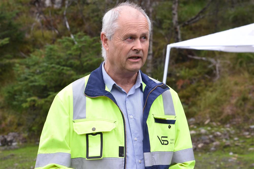 Bjørn Lindstad - Klikk for stort bilete