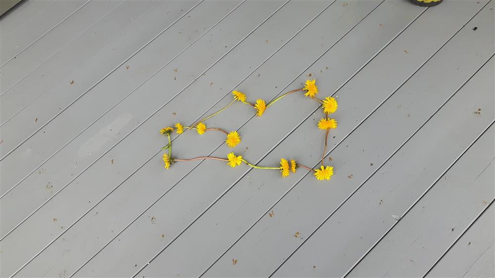 Kunst laga av blomster - Klikk for stort bilete