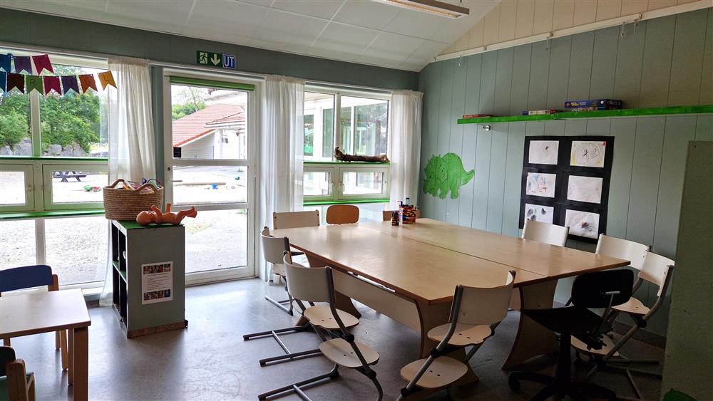 Klokkarvik barnehage - Klikk for stort bilete