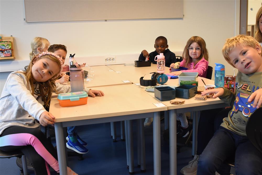 Elevar i klasserommet - Klikk for stort bilete