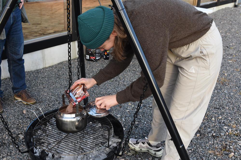 Frå opninga av gjenbruksløa - Klikk for stort bilete