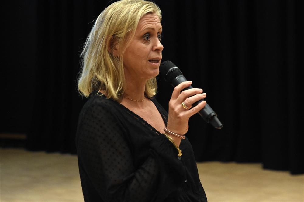 Jannicke Hatland Engebretsen - Klikk for stort bilete