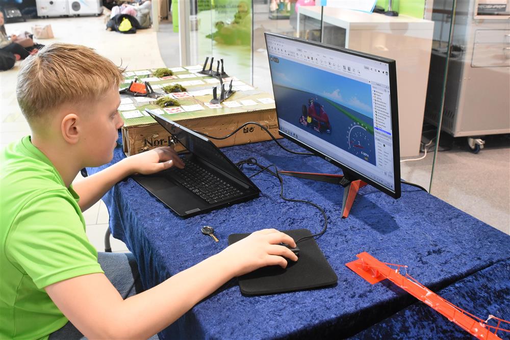 Frå Energimessa - Klikk for stort bilete