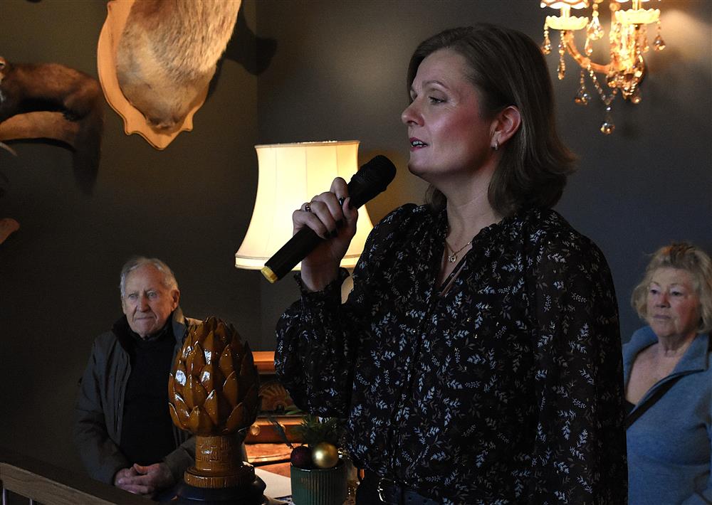 Marian Guddal Hansen - Klikk for stort bilete