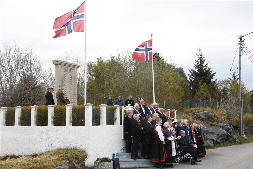 Telavåg - Klikk for stort bilete