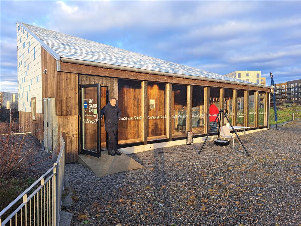 Frå opninga av gjenbruksløa - Klikk for stort bilete