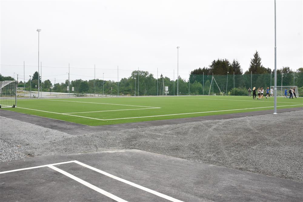 Frå opninga av nytt uteområde - Klikk for stort bilete