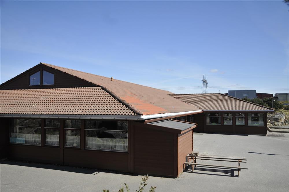 Ågotnes skule - Klikk for stort bilete