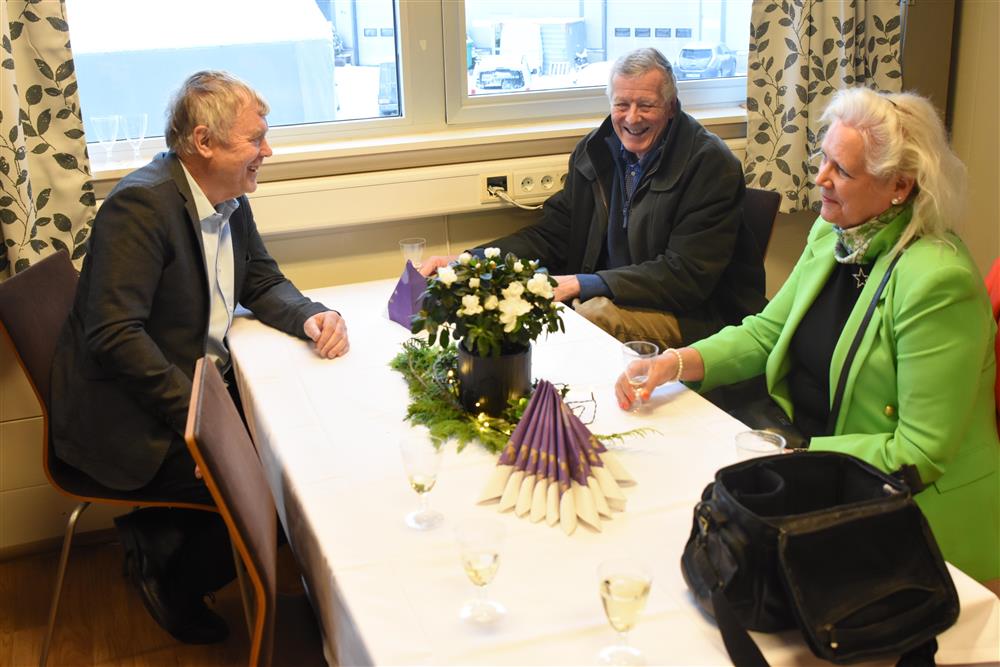 Frå opninga - Klikk for stort bilete