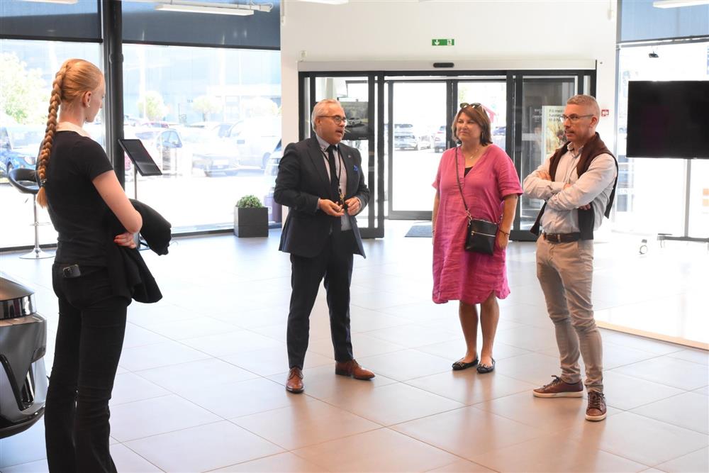 Miljøfyrtårutdeling hjå Lieco Auto - Klikk for stort bilete