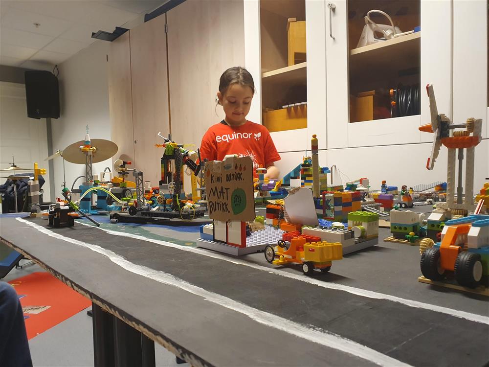 Lego League Explore 2022 - Klikk for stort bilete