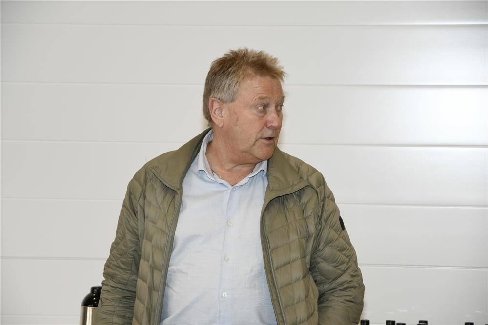 Nils Kåre Skoge - Klikk for stort bilete