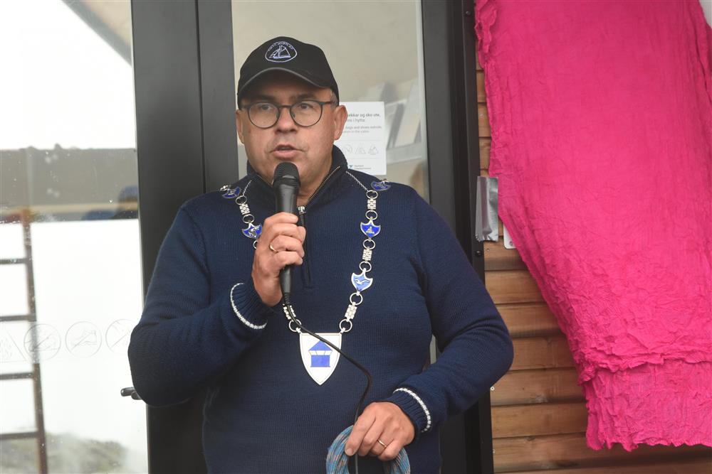 Tom Georg Indrevik - Klikk for stort bilete