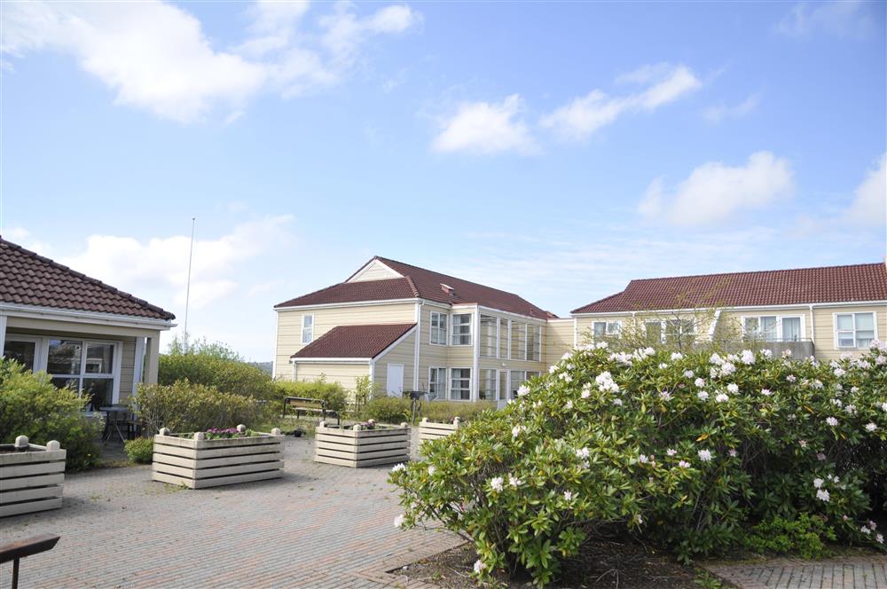 Straume bu og servicesenter - Klikk for stort bilete