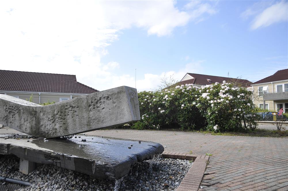 Straume bu og servicesenter - Klikk for stort bilete