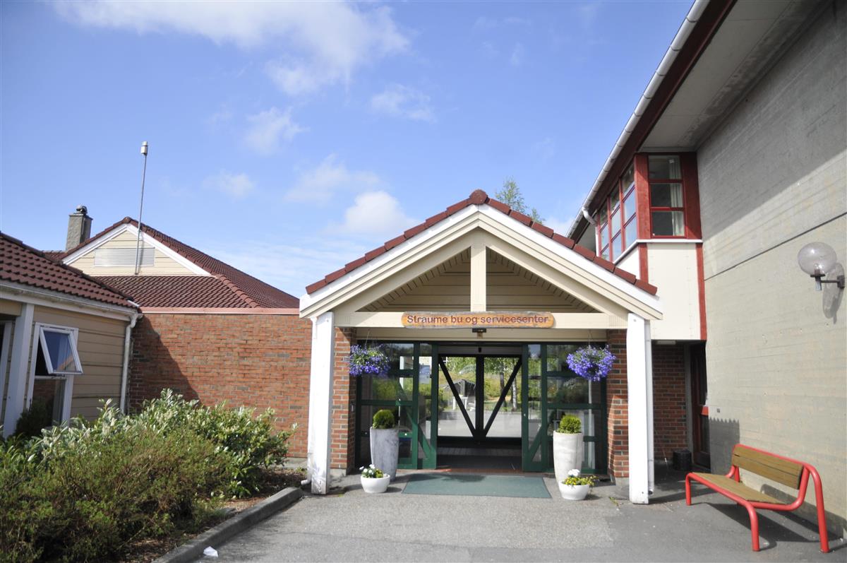 Straume bu og servicesenter - Klikk for stort bilete